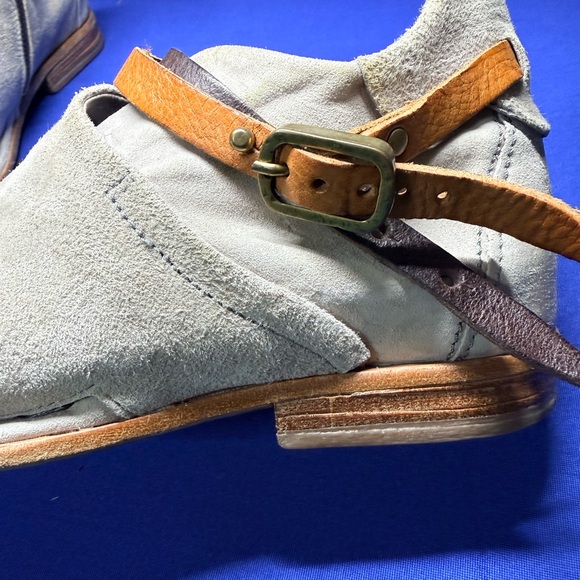 A.S.98 Women's Cream and Tan Ankle Boots - Picture 2 of 7